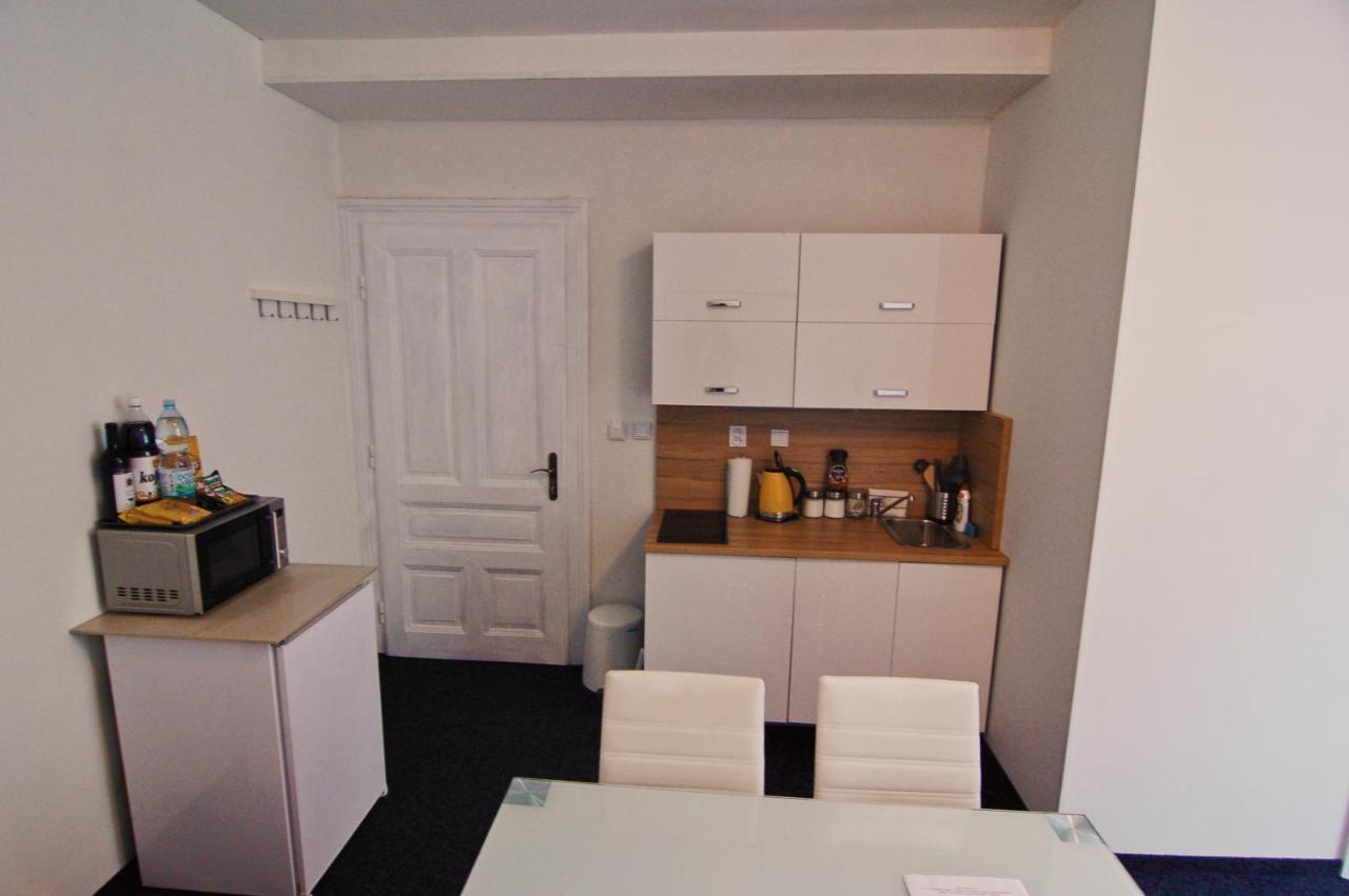Aparthotel Vitkovice ออสตราวา ภายนอก รูปภาพ