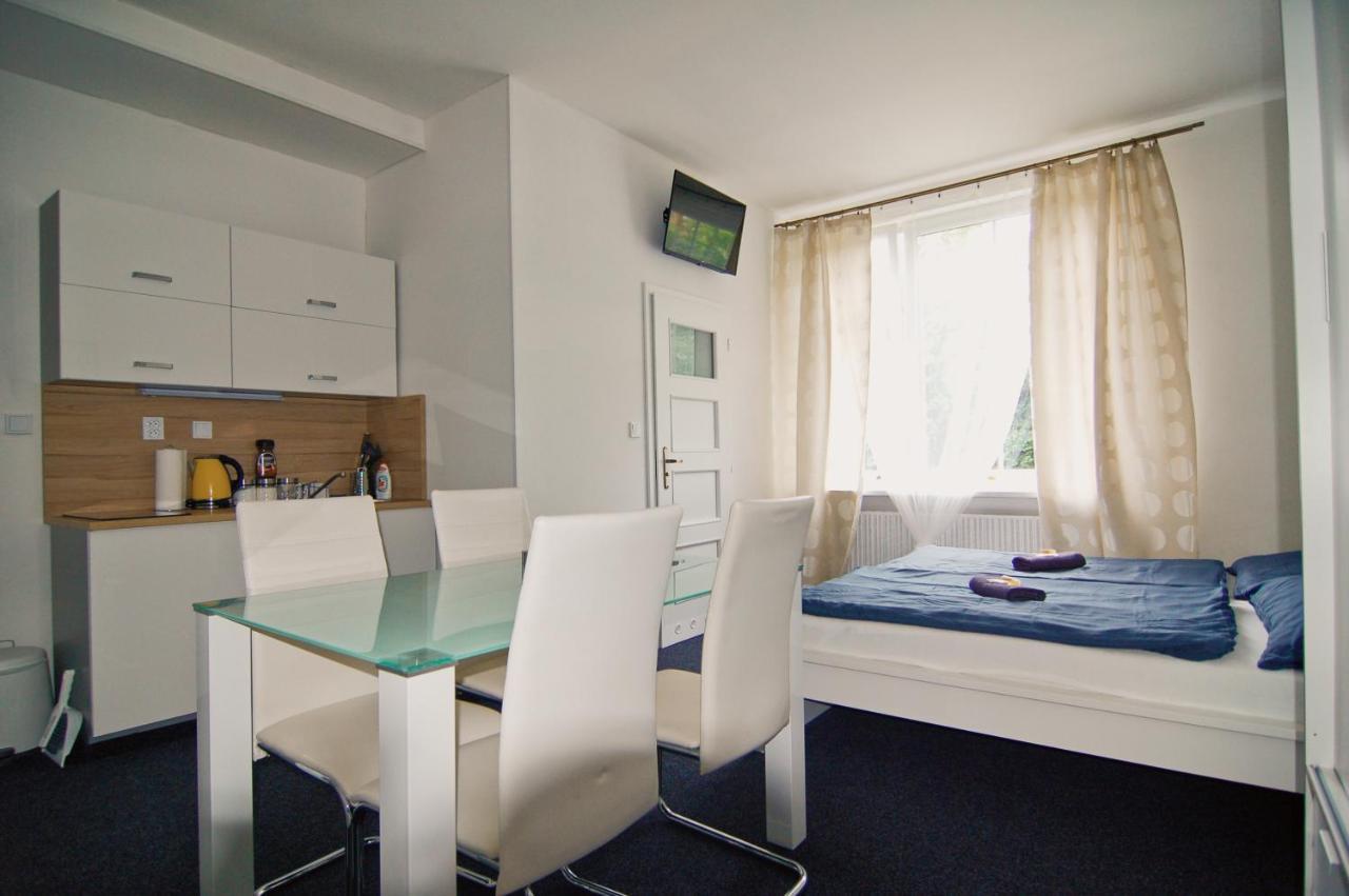 Aparthotel Vitkovice ออสตราวา ภายนอก รูปภาพ